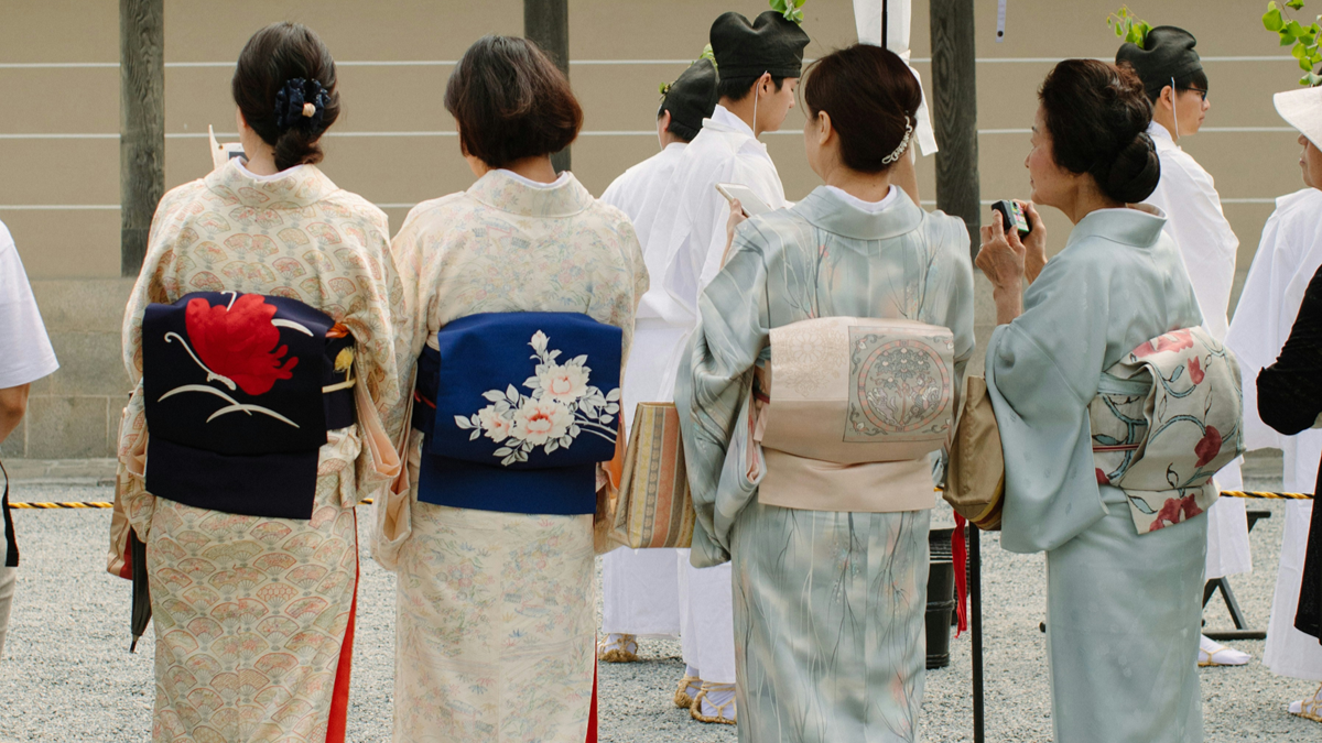 伝統から現代ファッションへ~着物が紡ぐ日本文化の物語